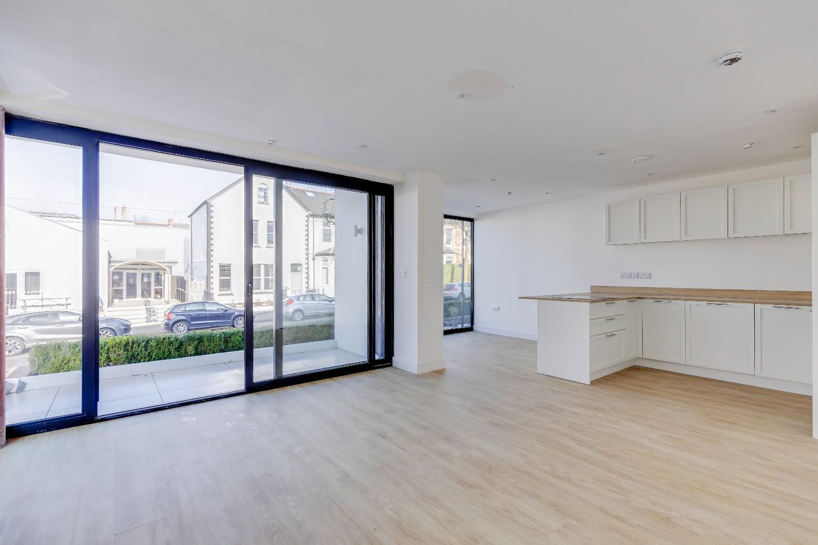Apartment 4, Windsor Gardens, 56A Windsor Road, Penarth, CF64 1JJ